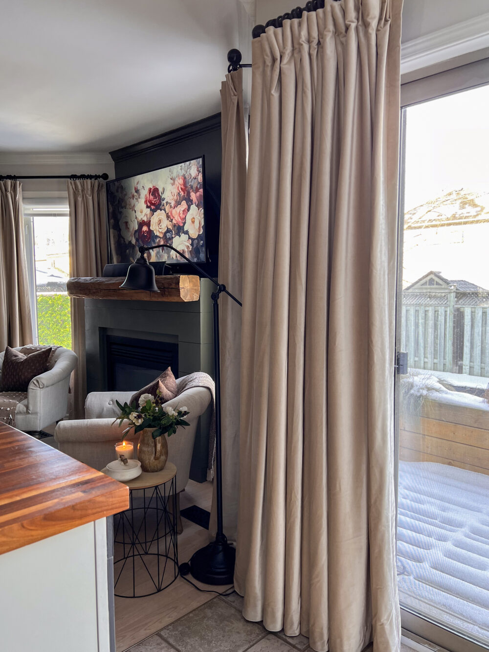 HML Velvet Curtains - tall shot, kitchen pannel, no fire, floral tv art